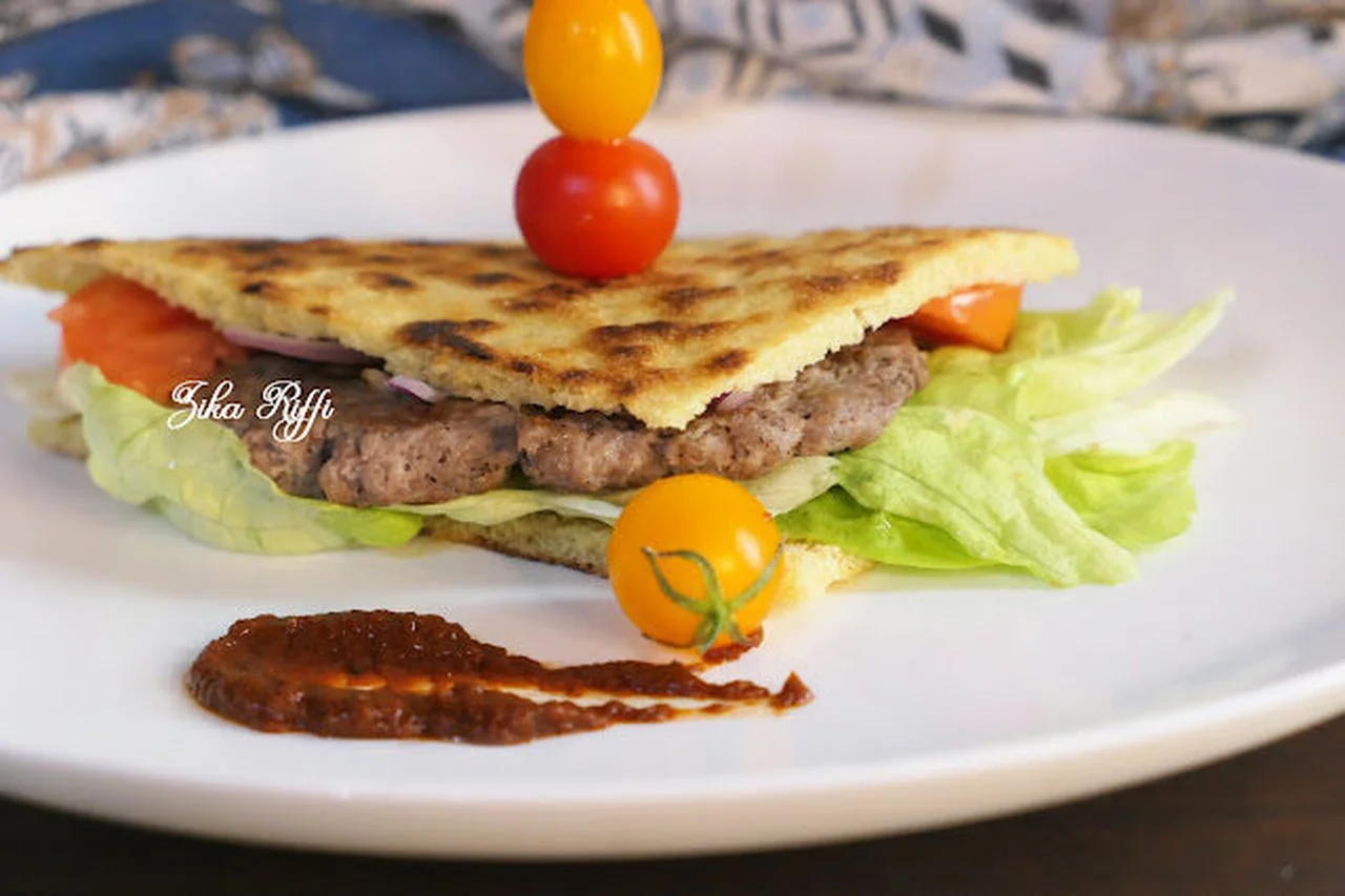 Kesra-burgers aux steaks de viande hachée