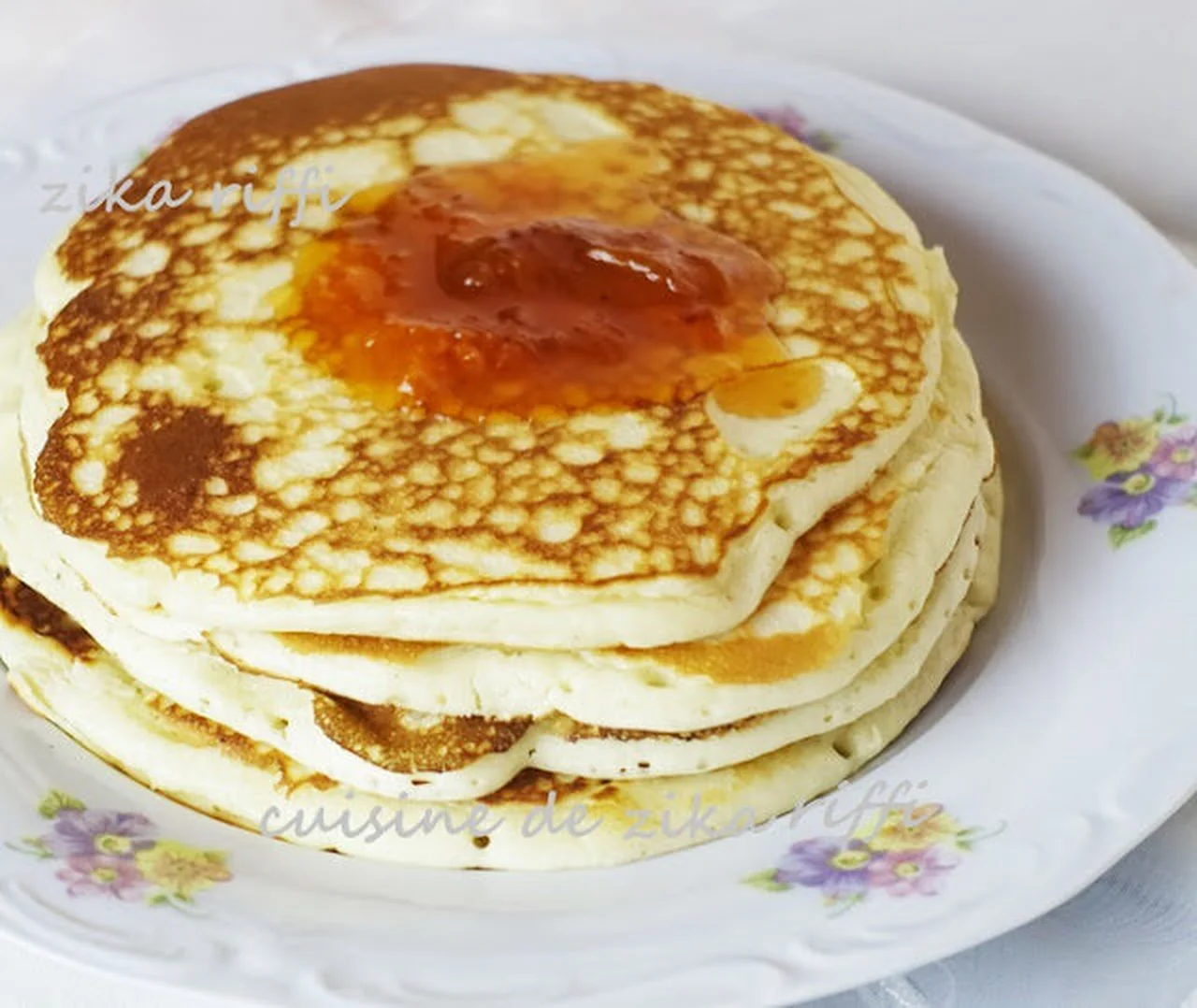 Pancakes au mascarpone et confiture