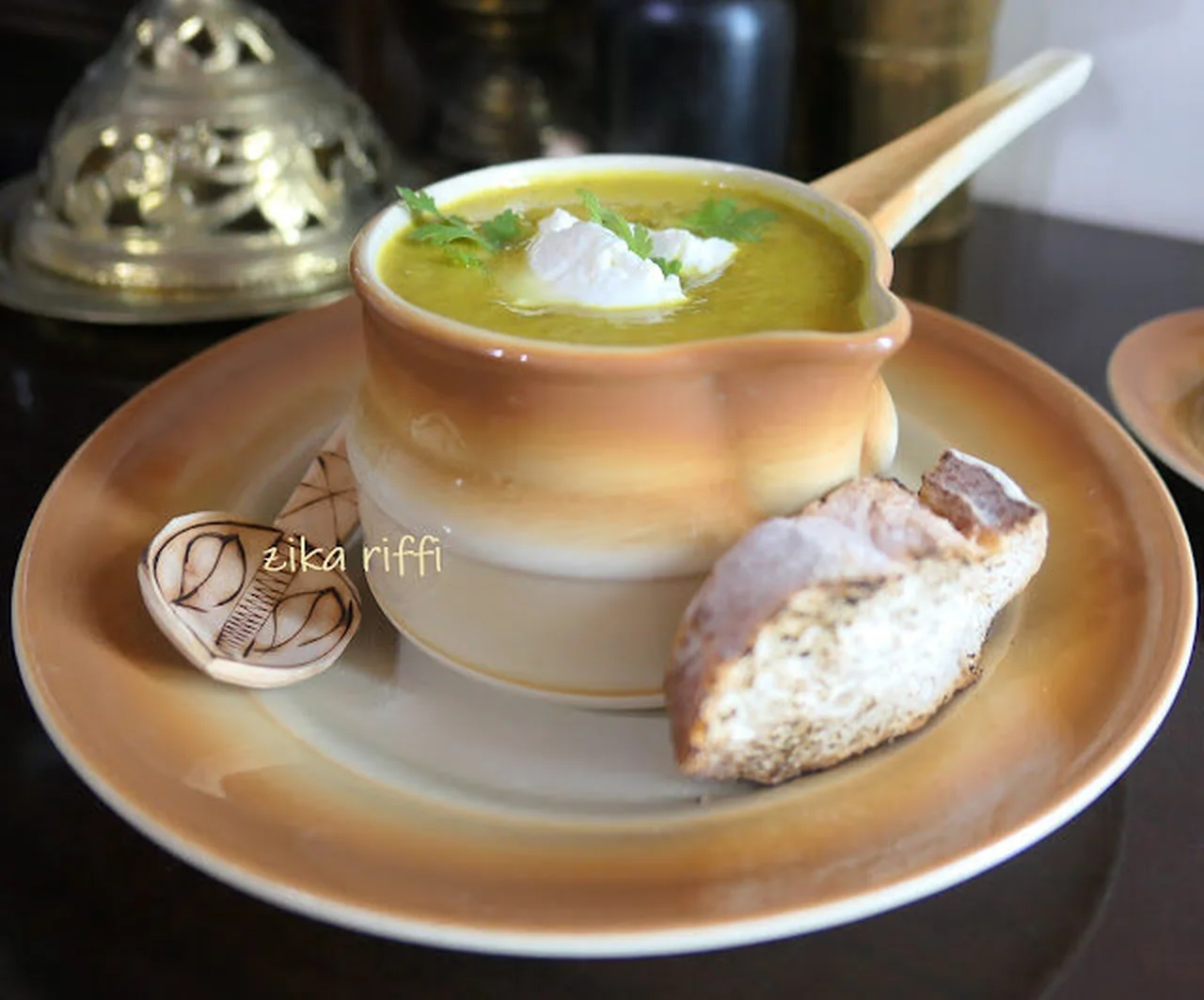 Soupe au brocoli, carotte et au chèvre