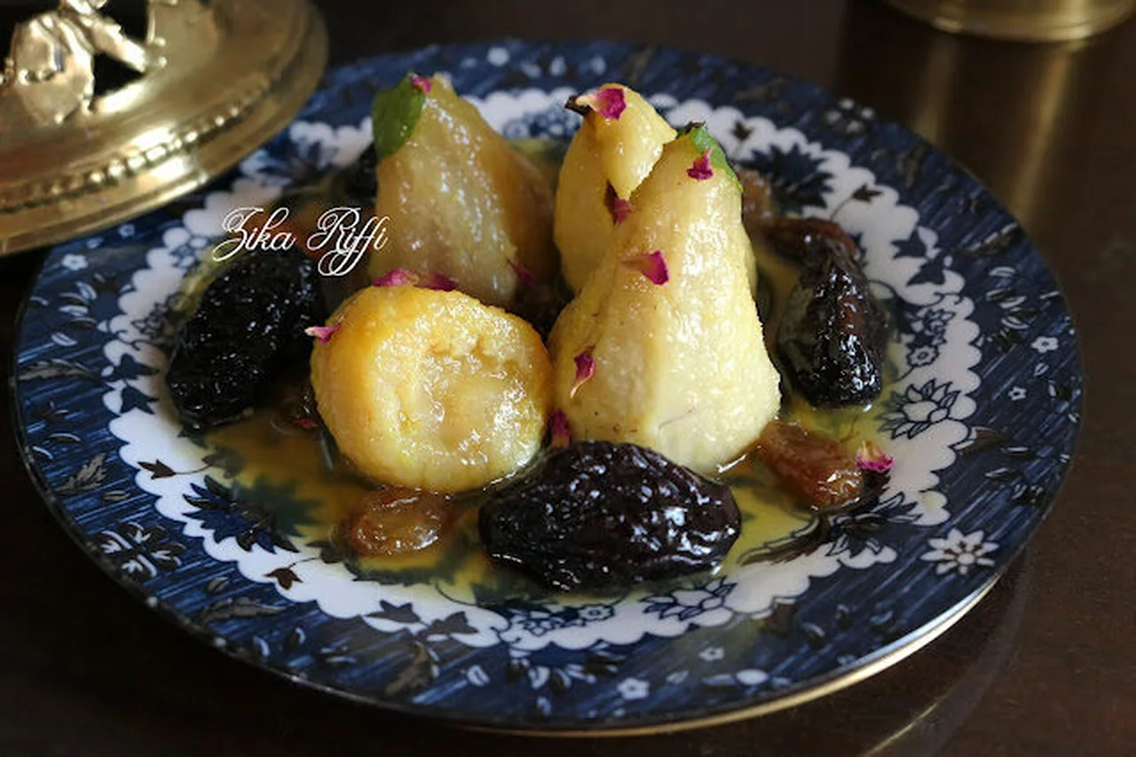Sucré-salé aux poires farcies amandes et noix, prunes et dattes