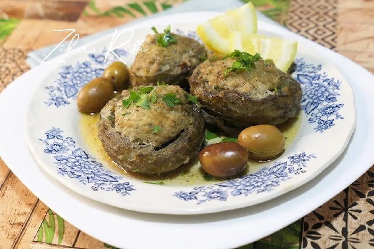 Tajine aux artichauts farcis à l'agneau et olives de kalamata