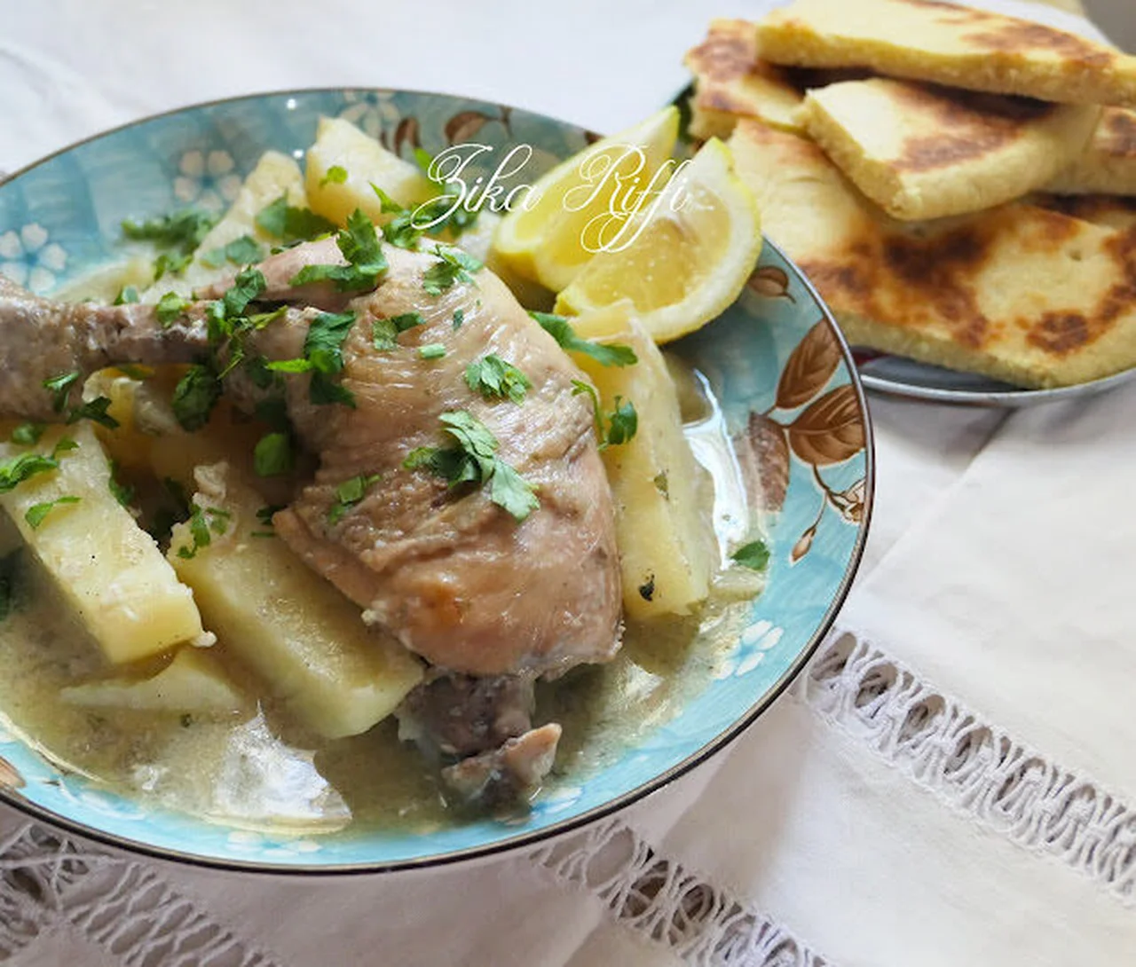 Tajine de pommes de terre sauce blanche cannelle citron
