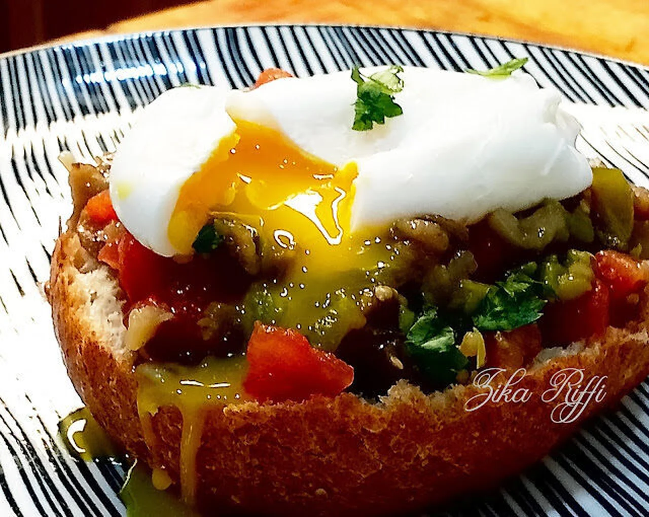 Tartine aux légumes grillés et œuf poché