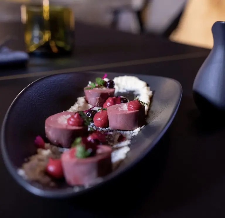 Ballotine de pigeon au foie gras