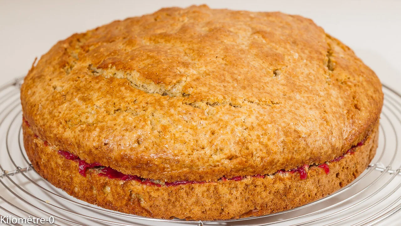 Gâteau à la confiture de framboises