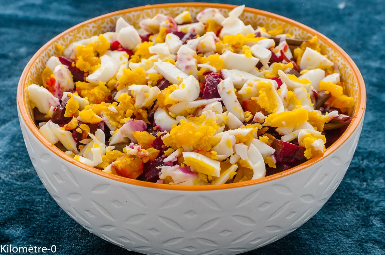 Salade de betteraves aux lentilles, radis et œufs durs