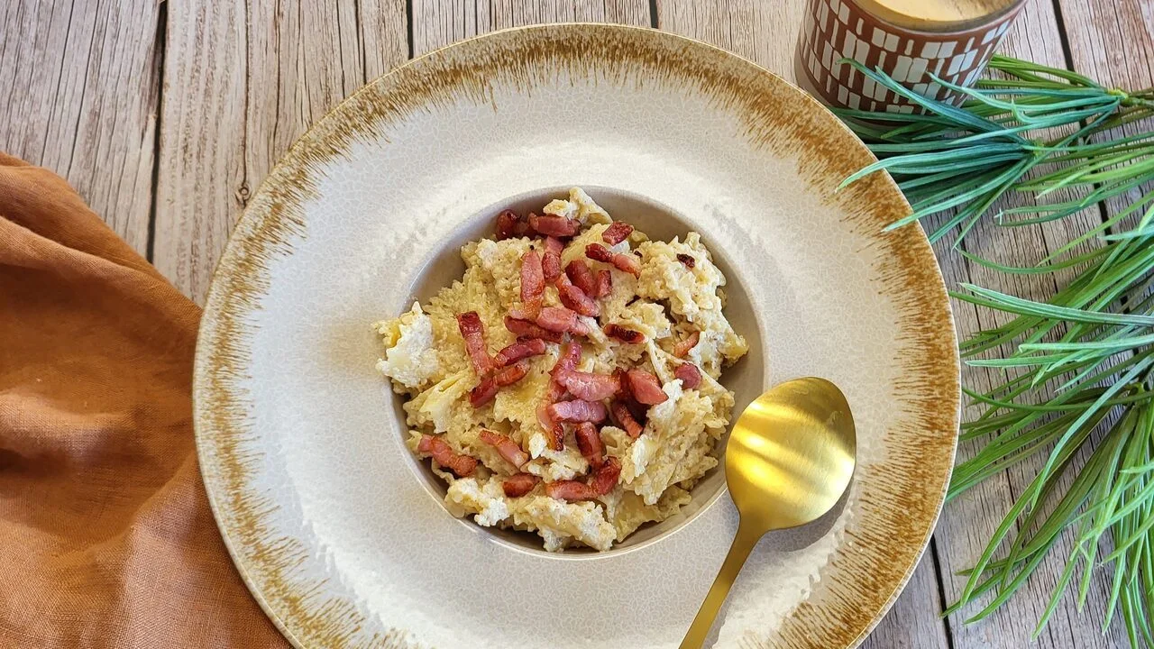 Pâtes à la crème de chou-fleur et parmesan