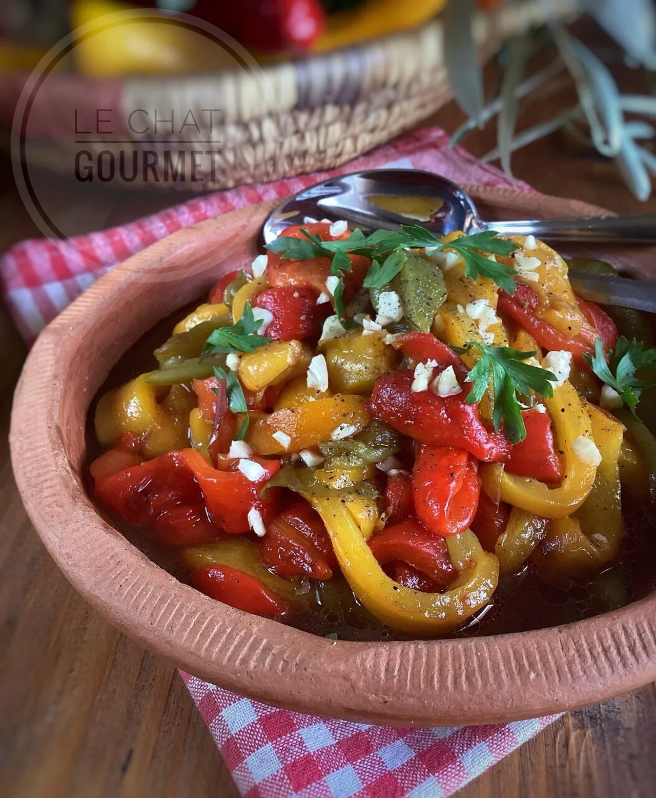 Salade de poivrons tricolores grillés