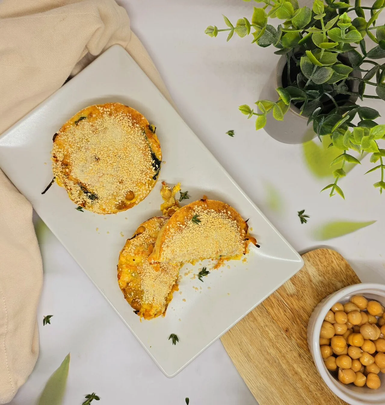 Petits flans de pois chiches et légumes