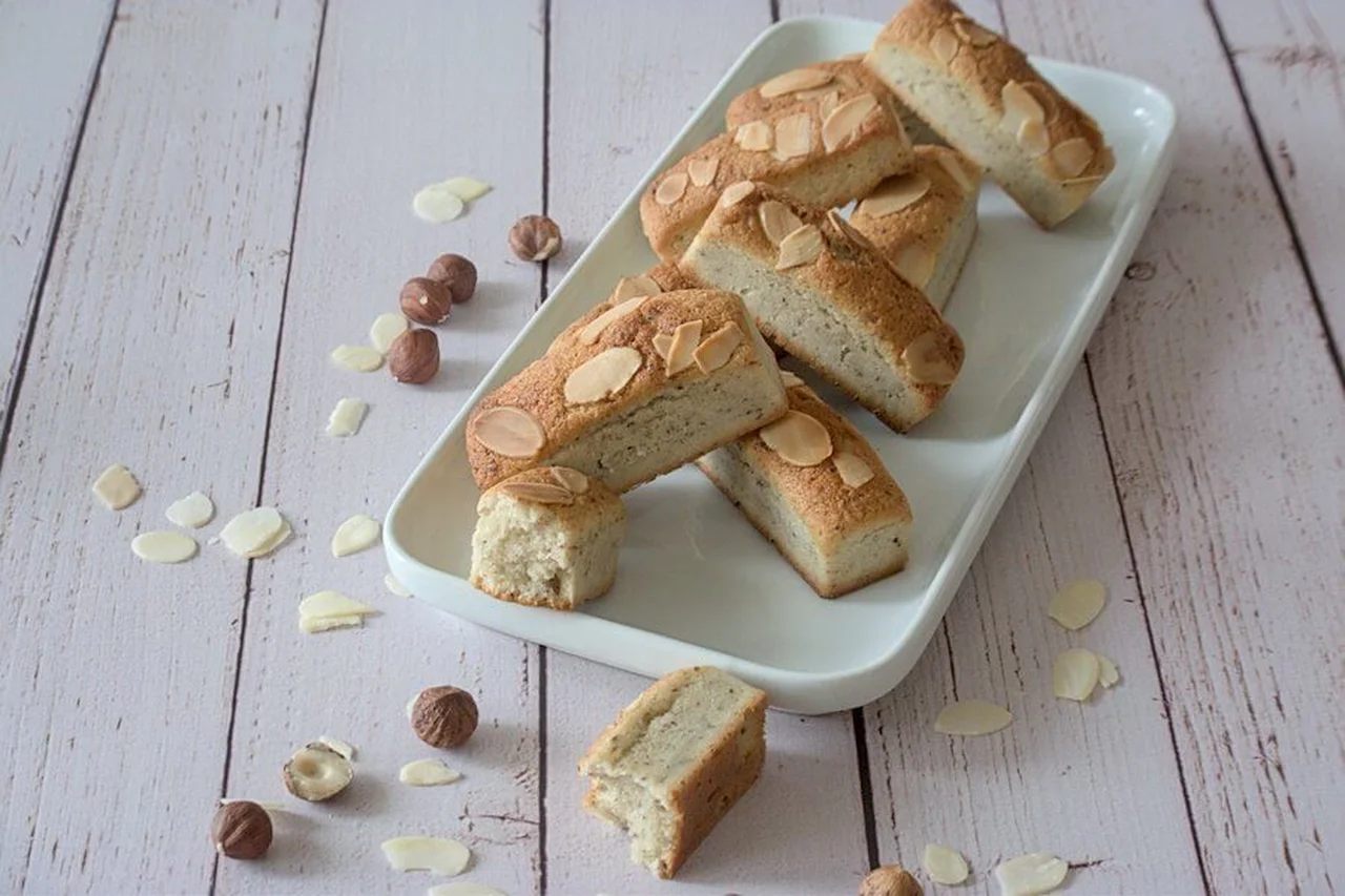 Financiers aux amandes et aux noisettes