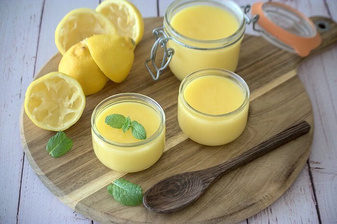 Lemon curd inratable