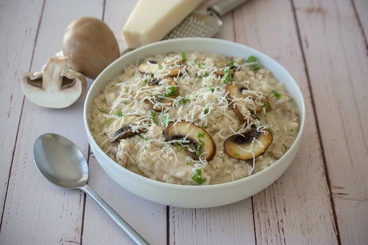 Risotto au poulet et champignons