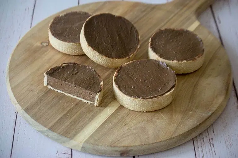 Tartelettes au chocolat noir et avocat IG bas