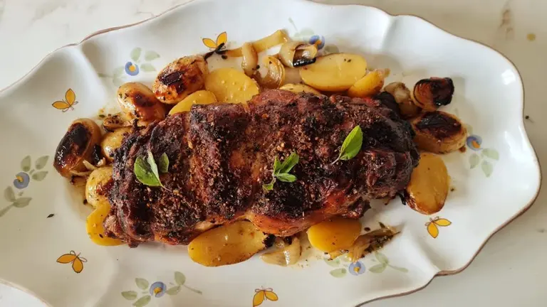 Rôti de cuisse de dinde farcie au saucisson