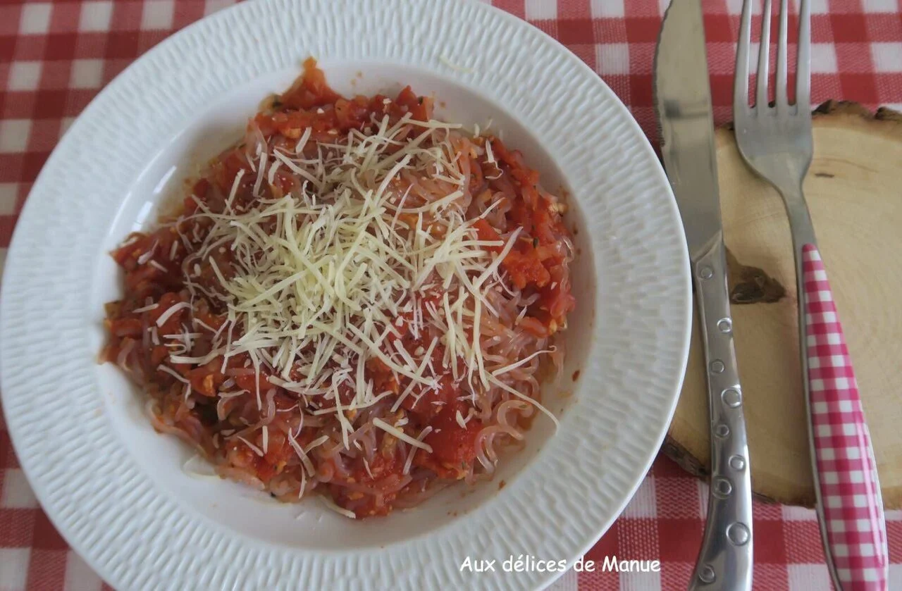 Konjac à la sauce tomate