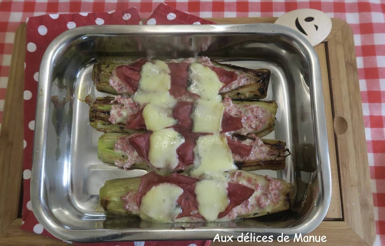 Gratin de poireaux farcis à la crème au bresaola
