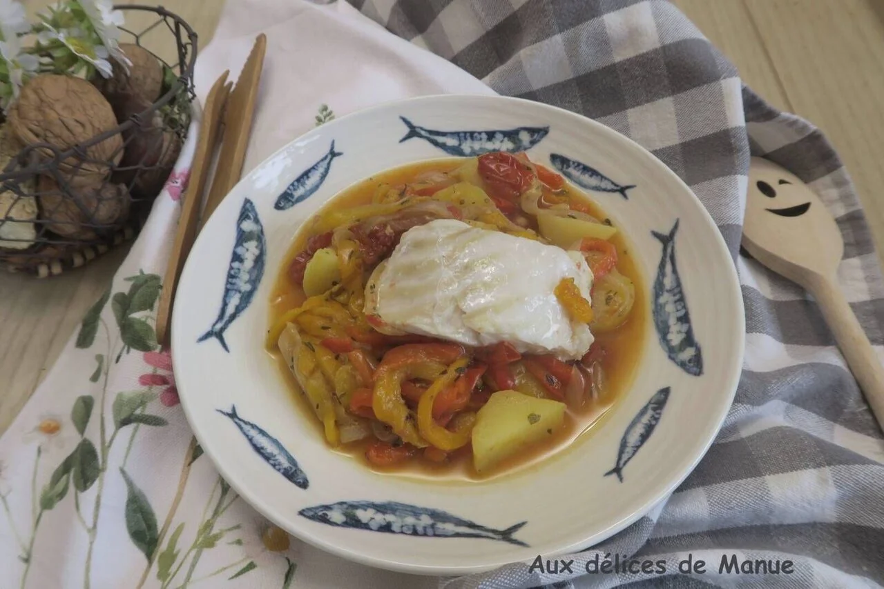 Poêlée de poivrons, pommes de terre, tomates cerises et cabillaud