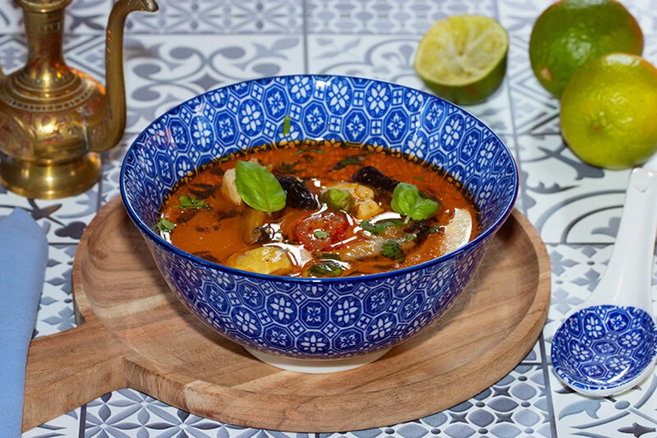 Soupe thaï au poulet et citron vert