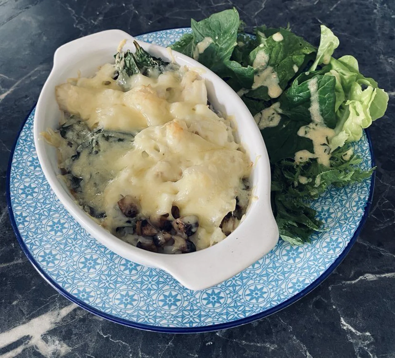 Gratin de flétan aux épinards et champignons