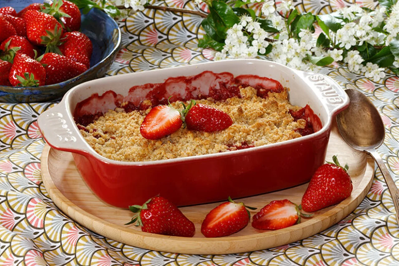Crumble fraises et fève de tonka