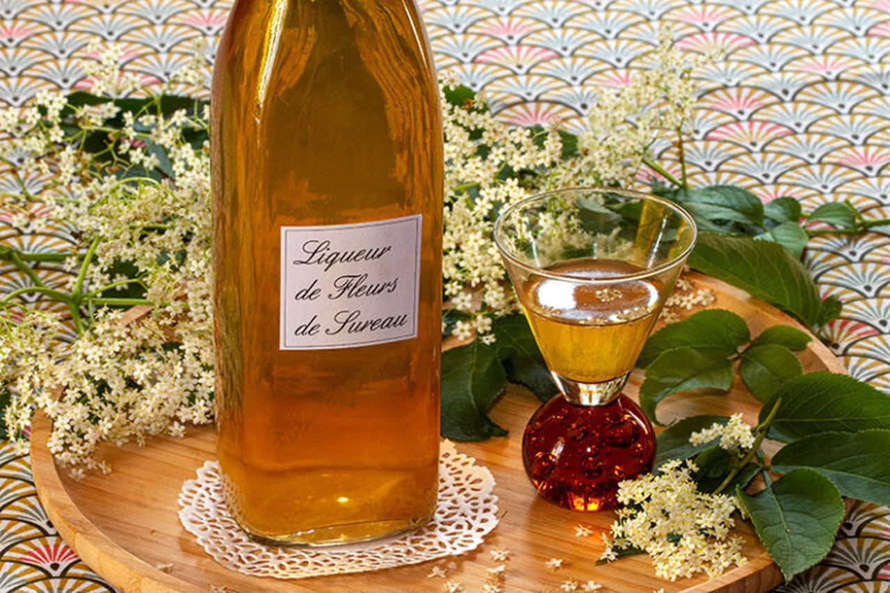 Liqueur de fleurs de sureau