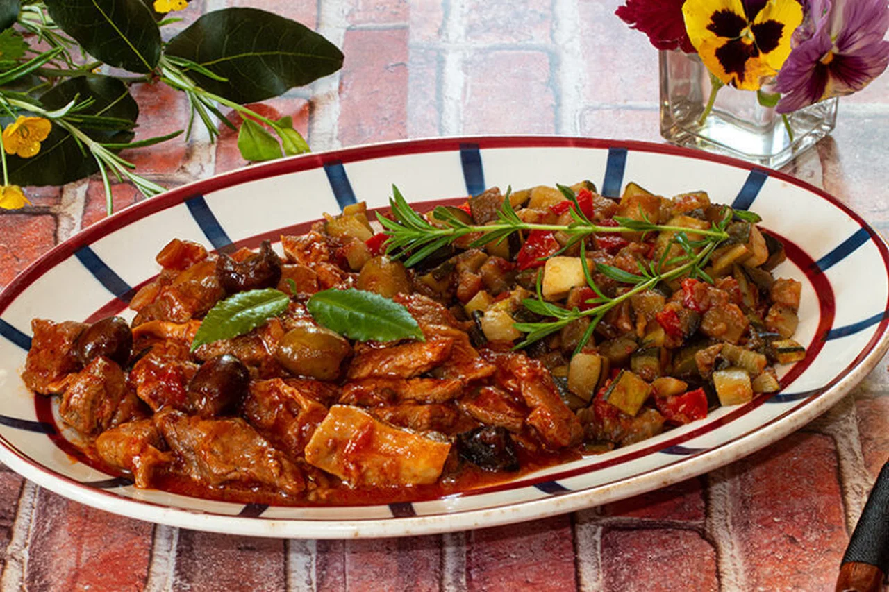 Mijoté de tendrons de veau à la tomate et ratatouille