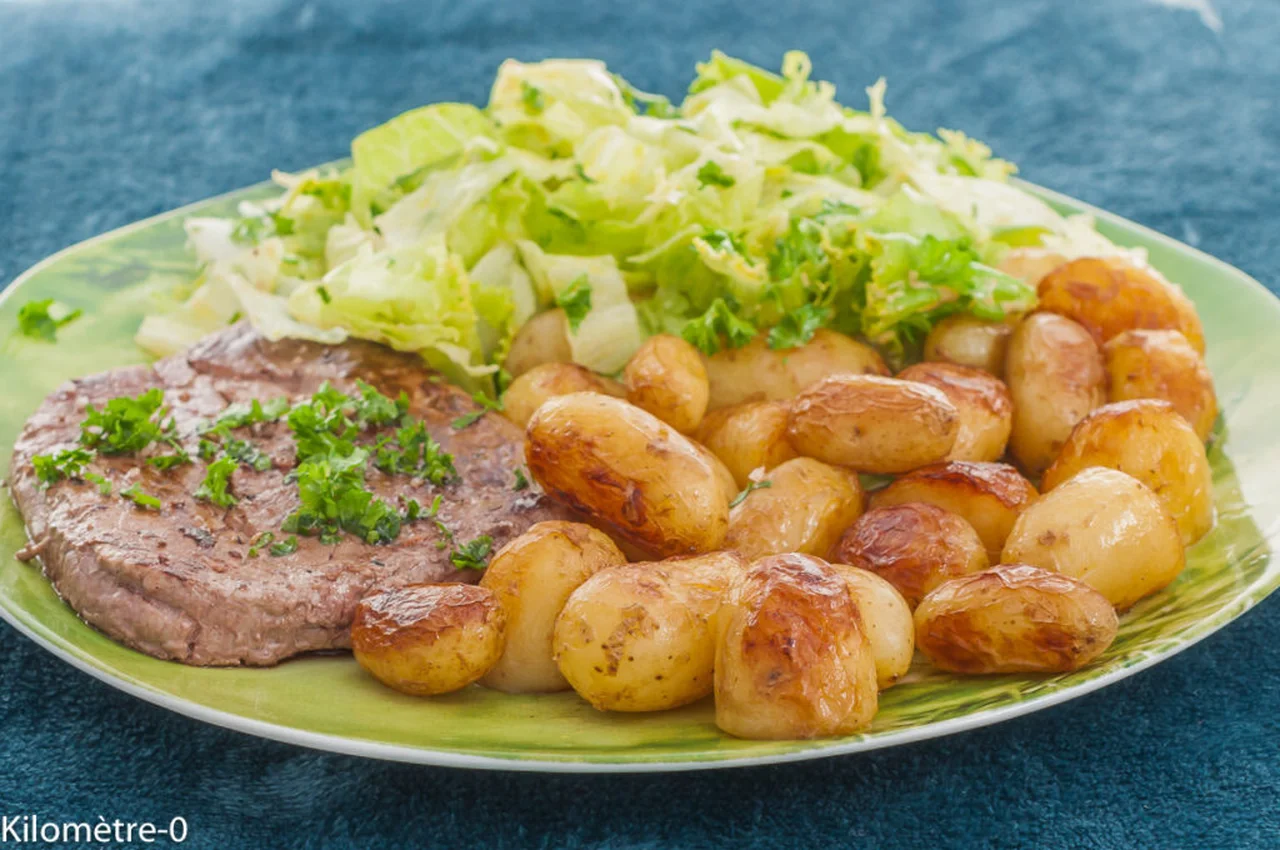 Filet de boeuf grillé aux pommes de terre nouvelles