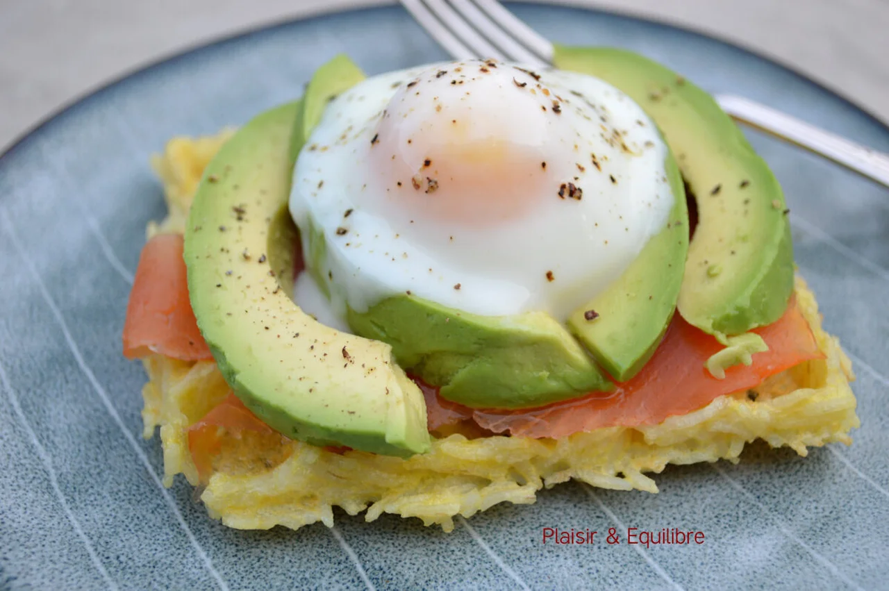 Gaufres de riz perdu, avocat, truite fumée