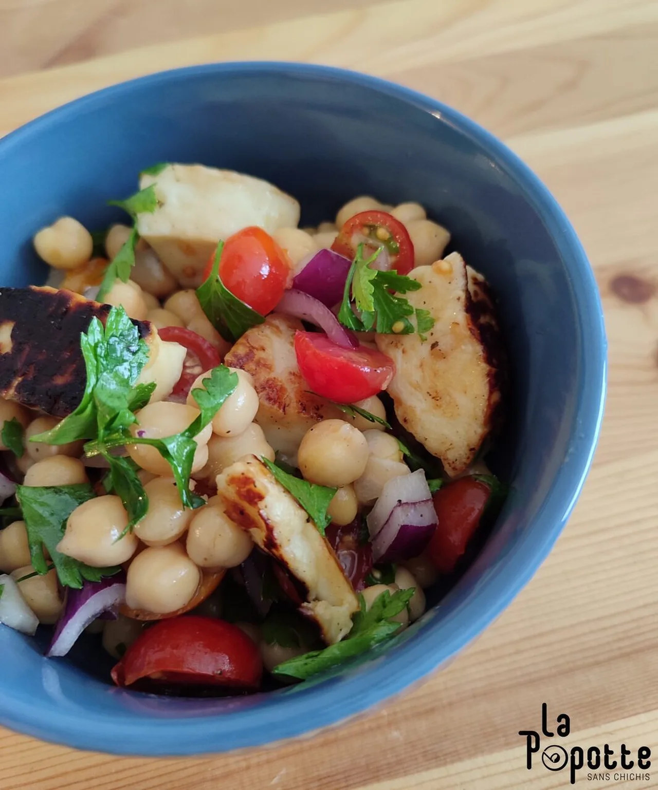 Salade de pois chiches au halloumi