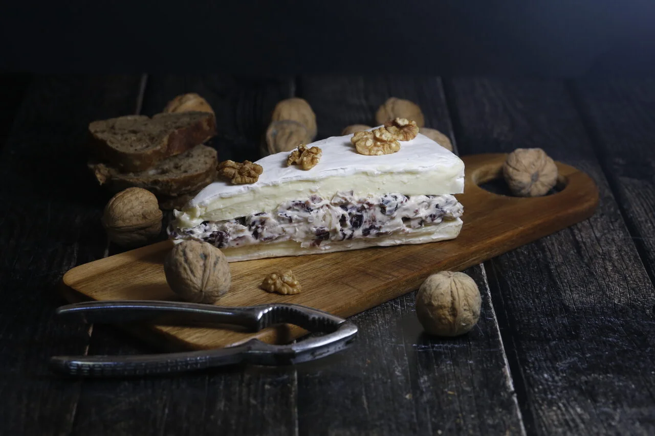 Brie farci aux fruits secs