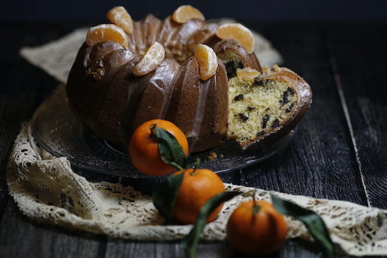 Bundt cake aux épices, chocolat et clémentines