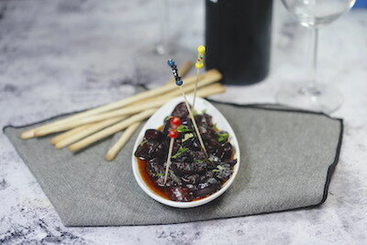 Chorizo au vin rouge