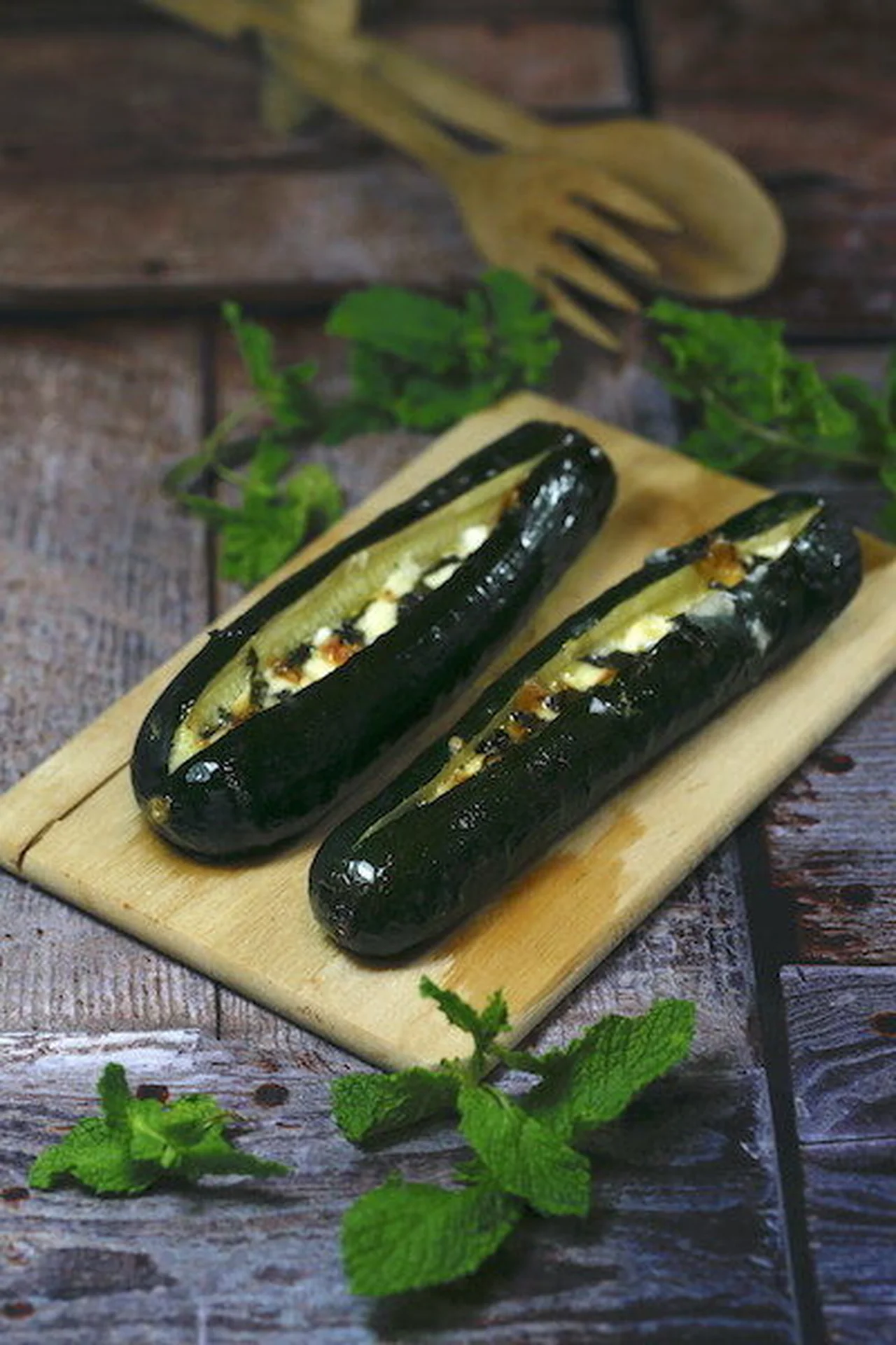 Courgettes fondantes au chèvre et à la menthe
