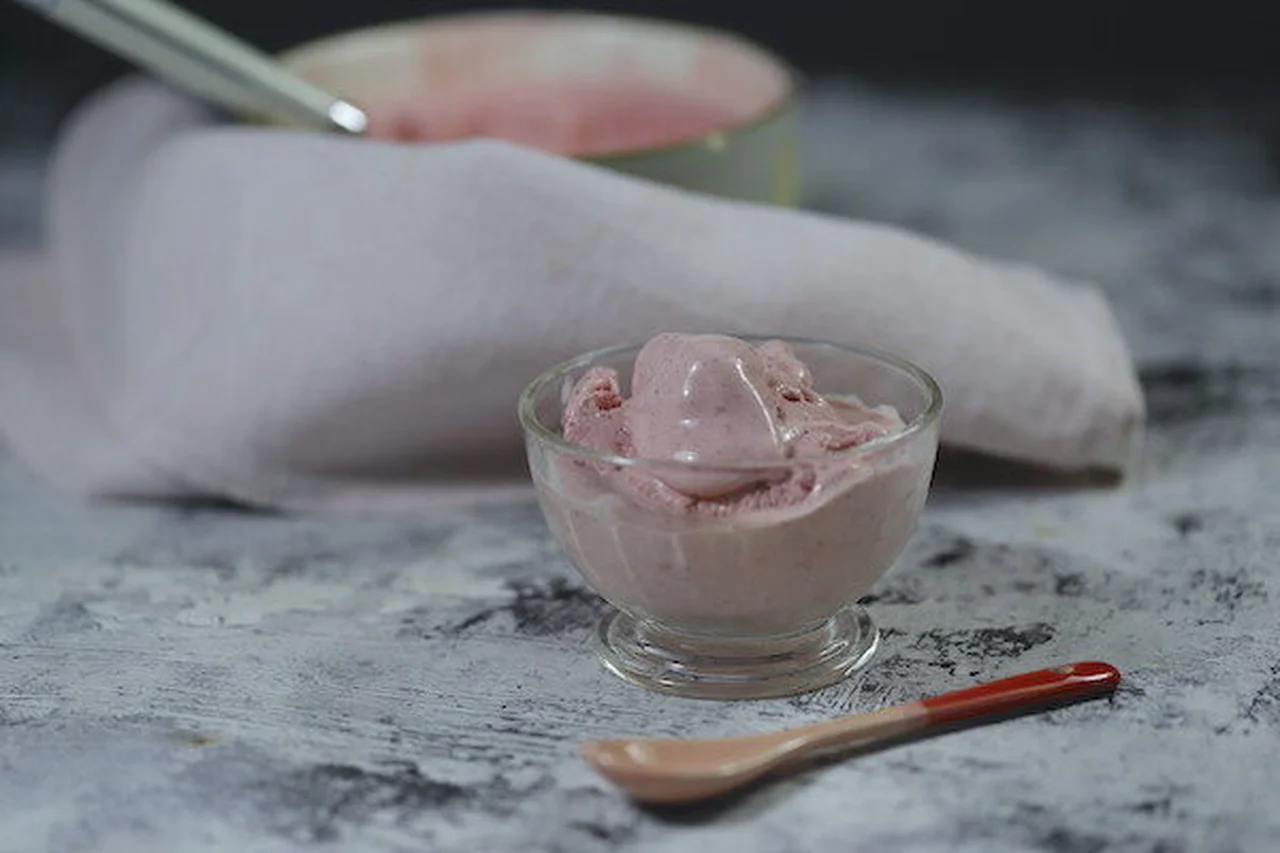 Crème glacée express à la fraise