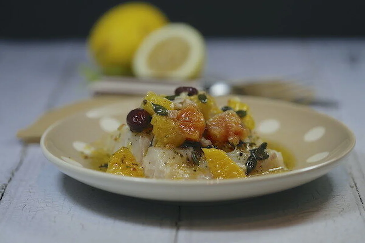 Dos de cabillaud sauce vierge agrumes et olives