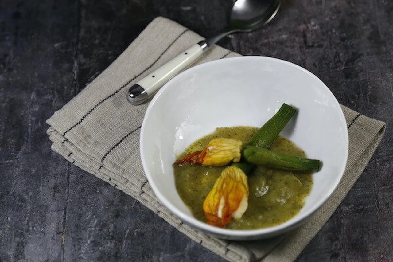 Fleurs de courgette farcies au poisson