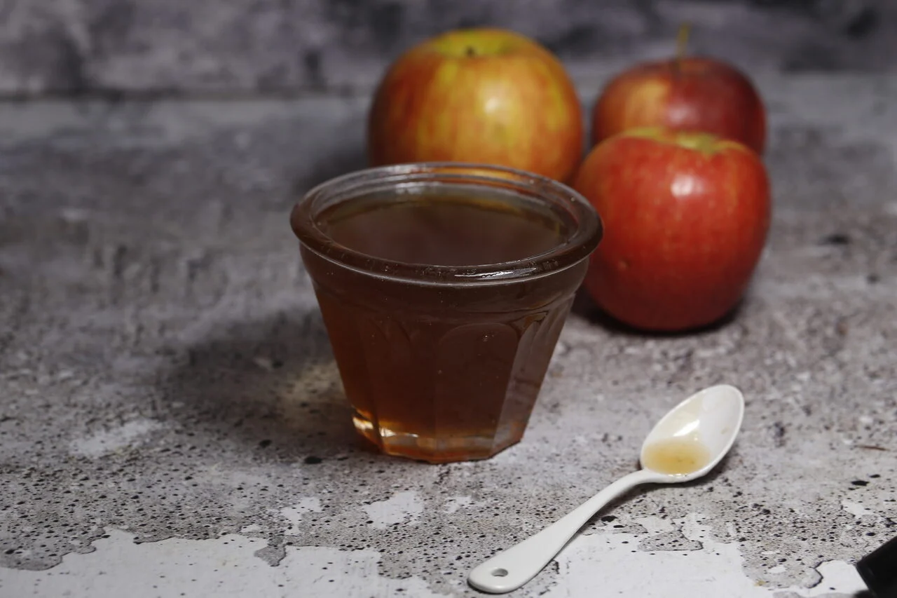 Gelée d'épluchures de pommes