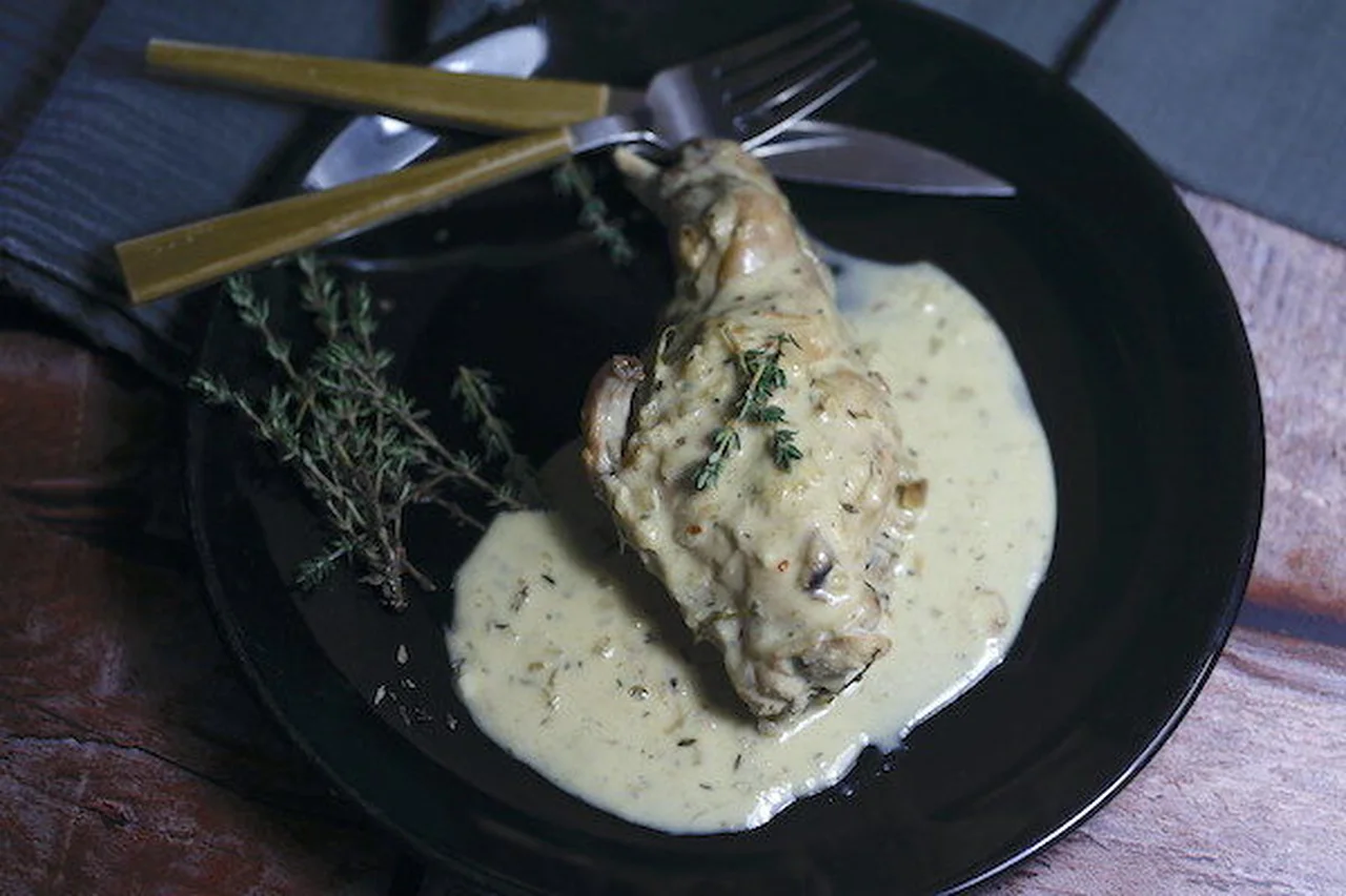 Lapin à la crème et au thym