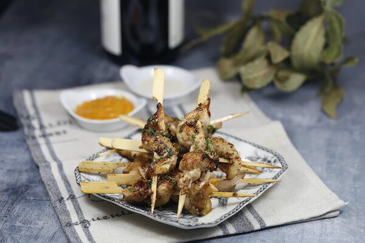 Pinchos au poulet et aux épices