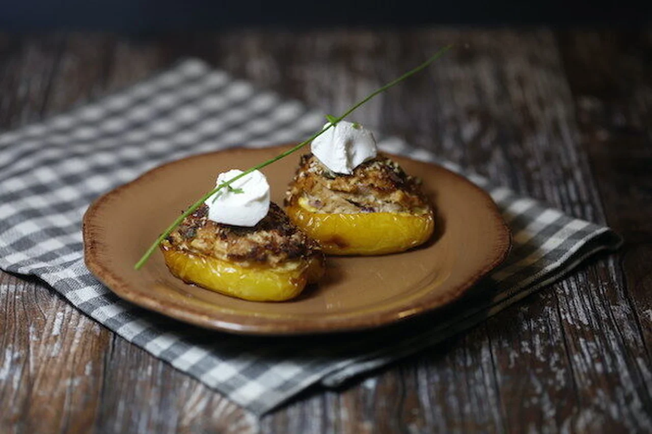 Poivrons farcis au thon câpres et fromage frais