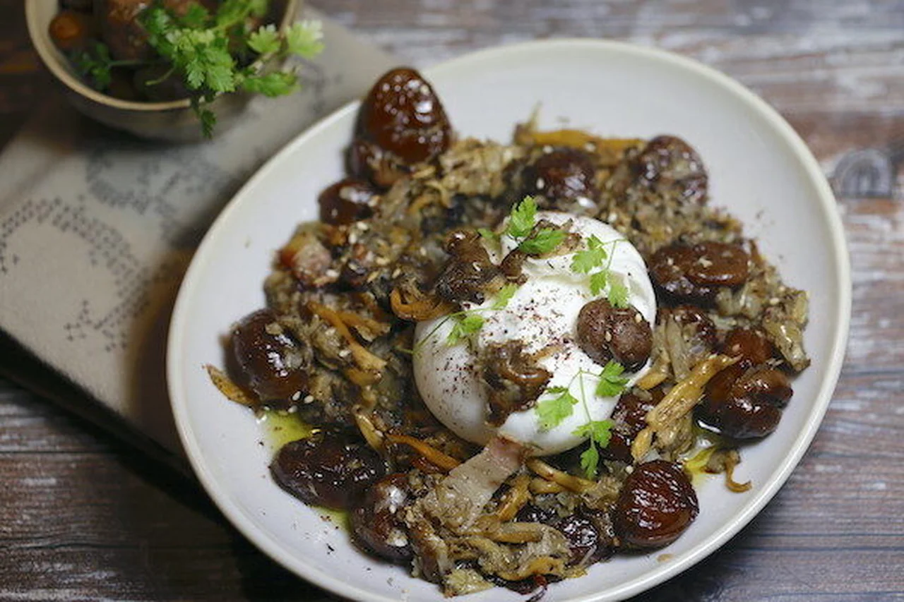 Salade de châtaignes et champignons à la burrata