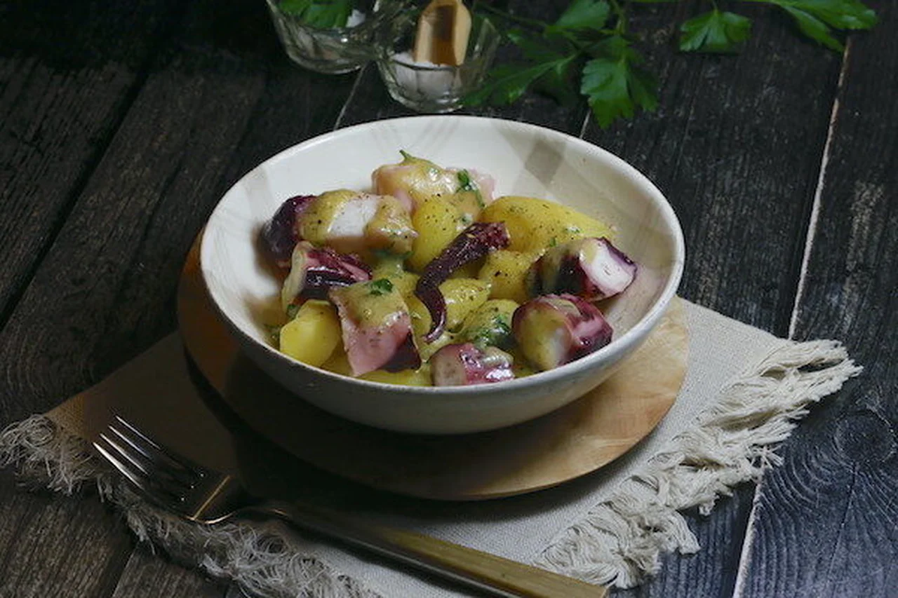Salade de poulpes et pommes de terre vinaigrette