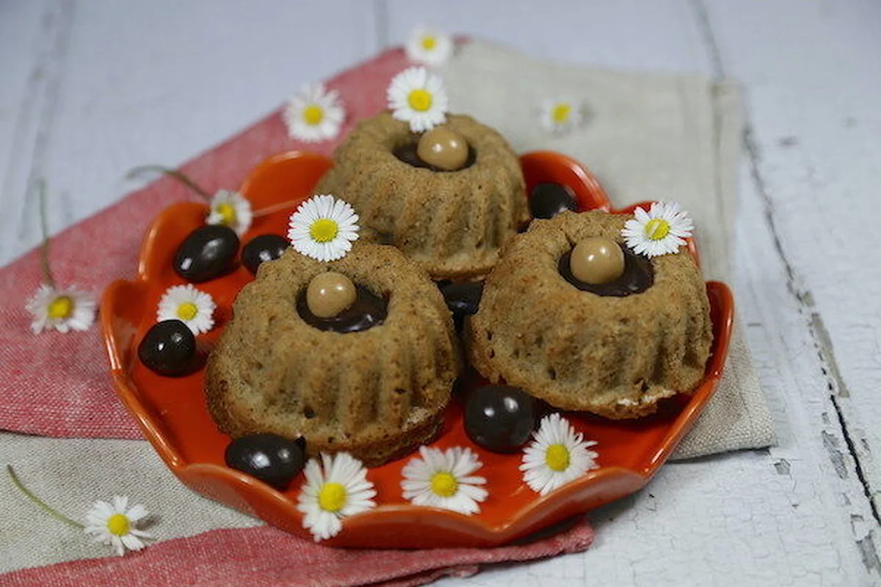 Savarins sablés à la farine de noix et chocolat