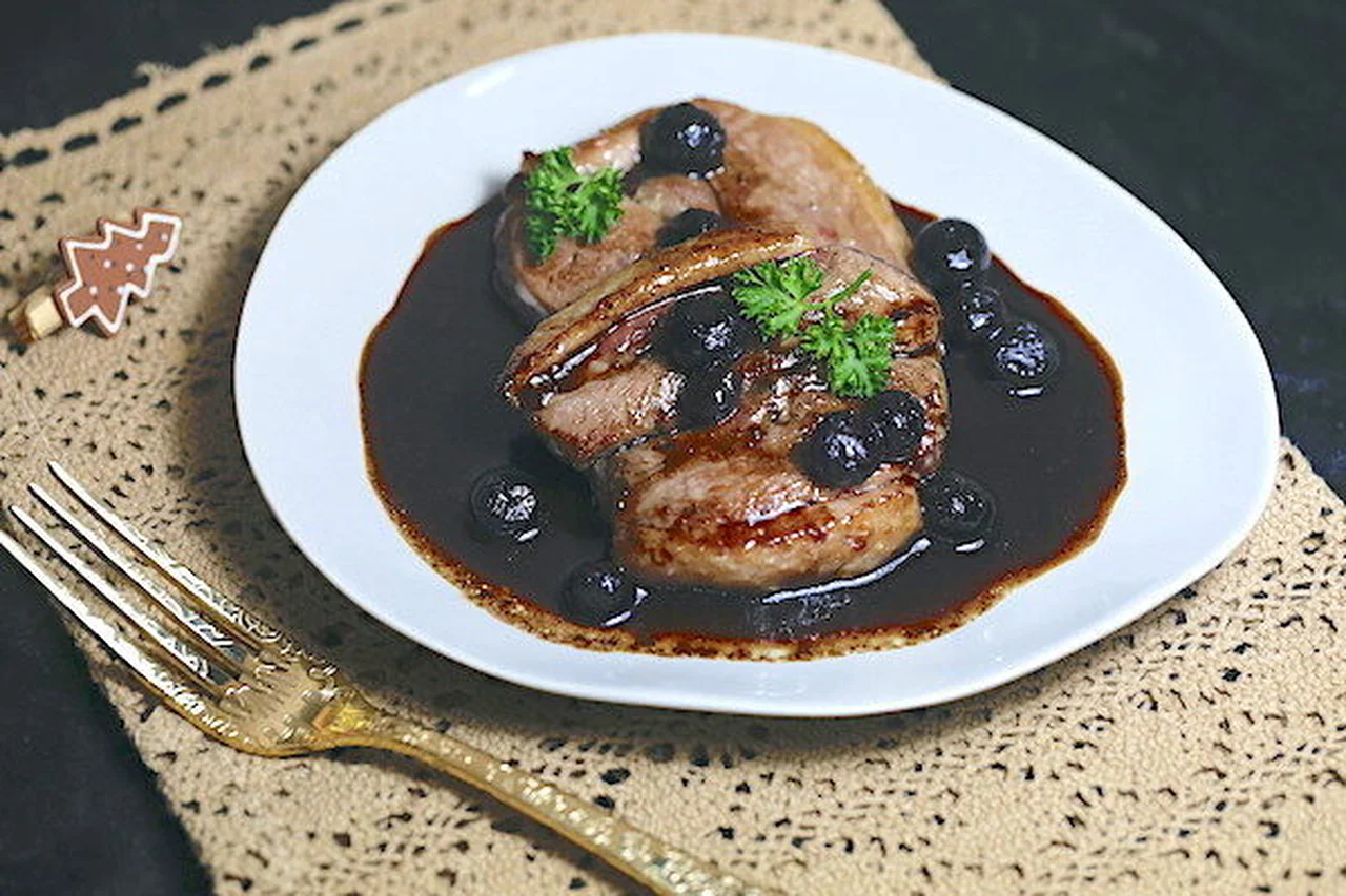 Steaks de canard au cassis