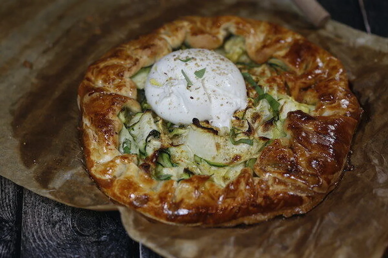 Tarte rustique courgettes et burrata
