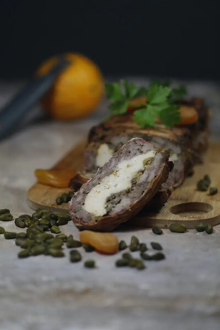 Terrine de poulet abricots secs et pistaches
