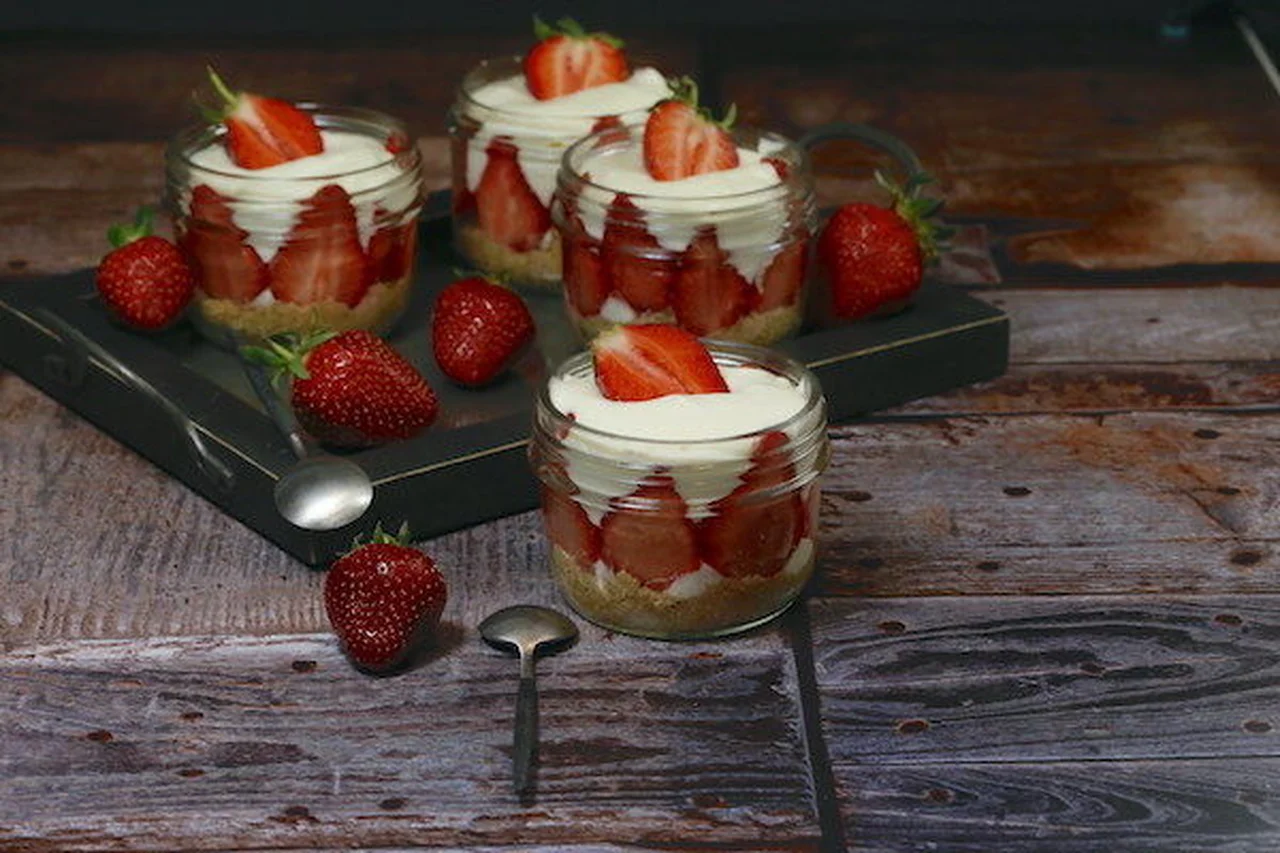 Verrines fraises coco