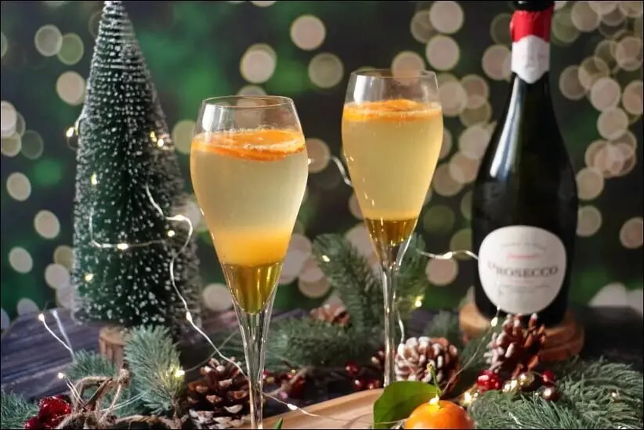 Cocktail prosecco clémentine et romarin
