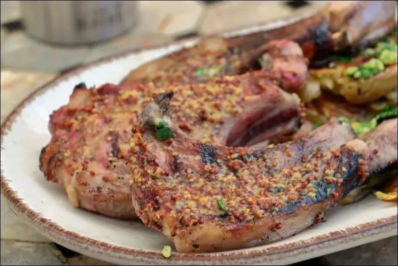 Côtelettes d'agneau à la moutarde