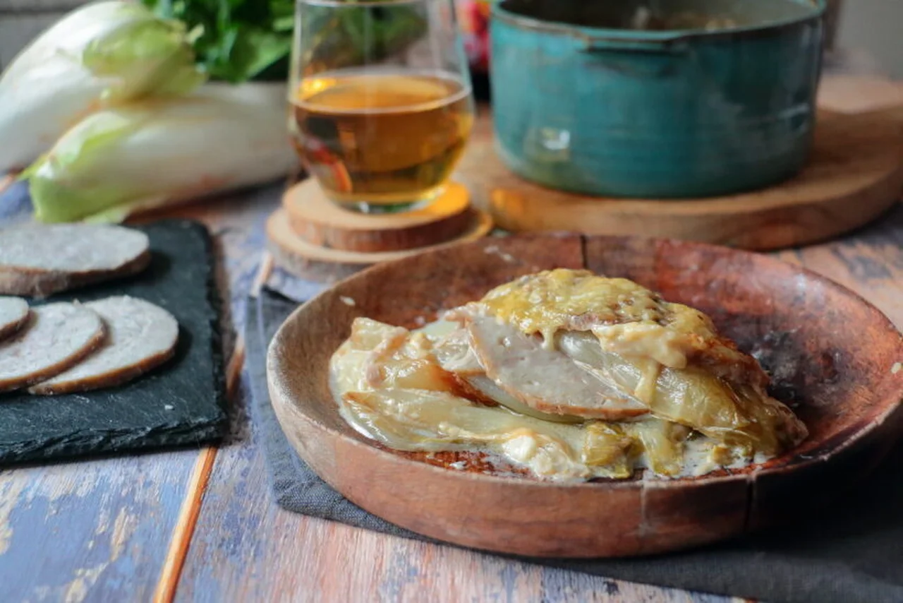 Gratin d'endives et d'andouille de Vire au cidre